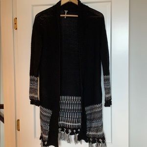 Long cardigan sweater, perfect for fall!